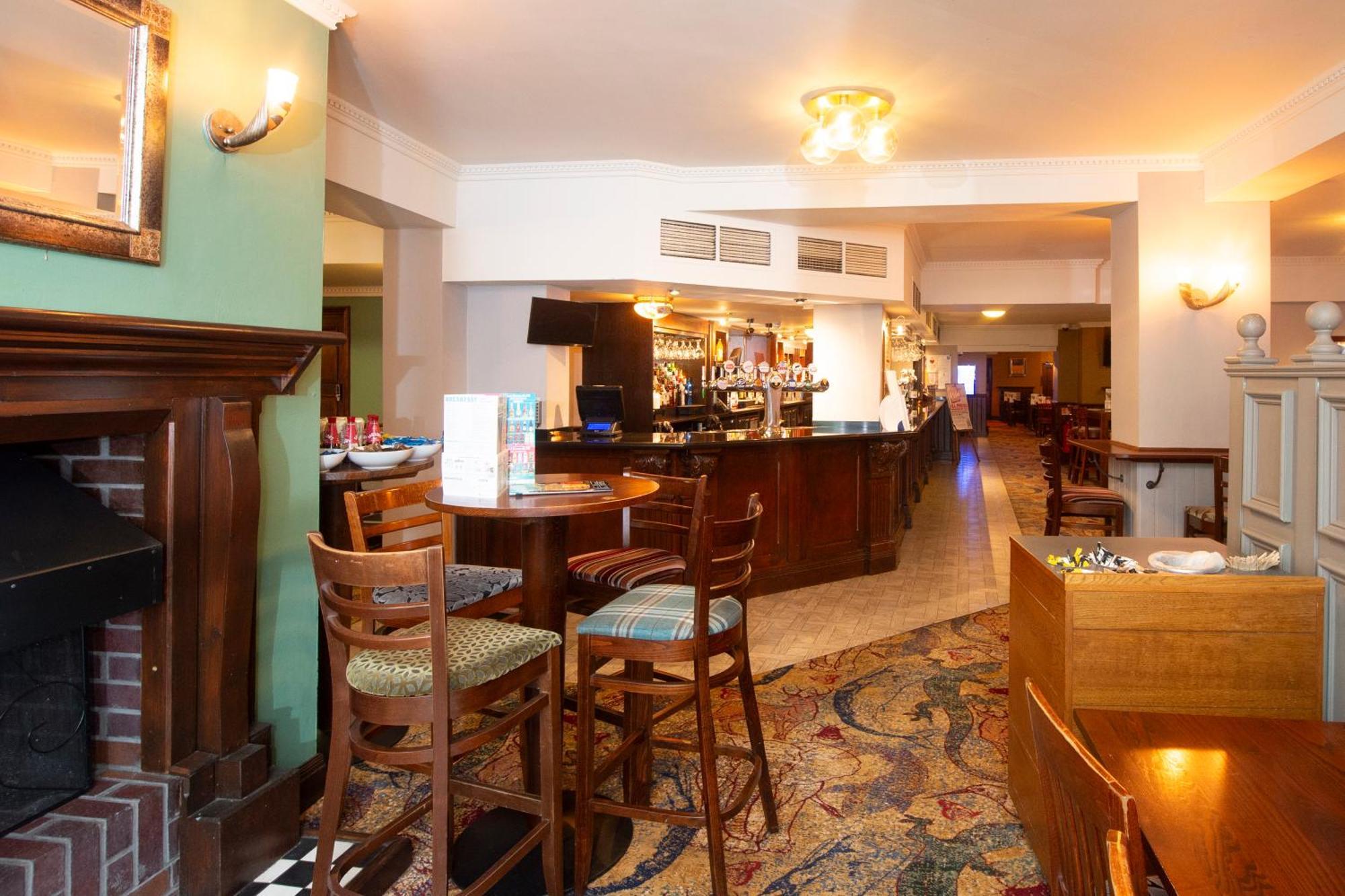 The Shrewsbury Hotel Wetherspoon Zewnętrze zdjęcie