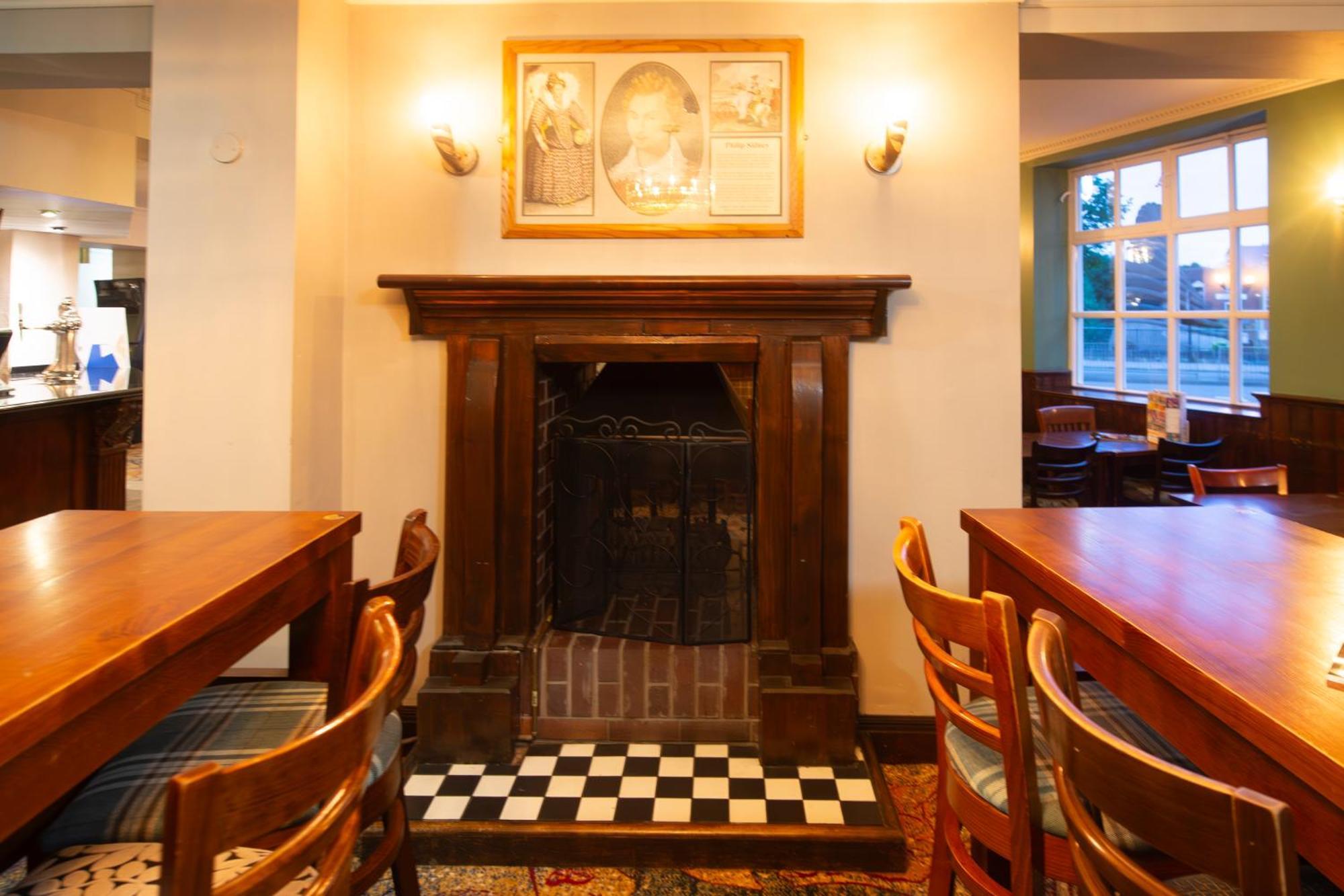 The Shrewsbury Hotel Wetherspoon Zewnętrze zdjęcie