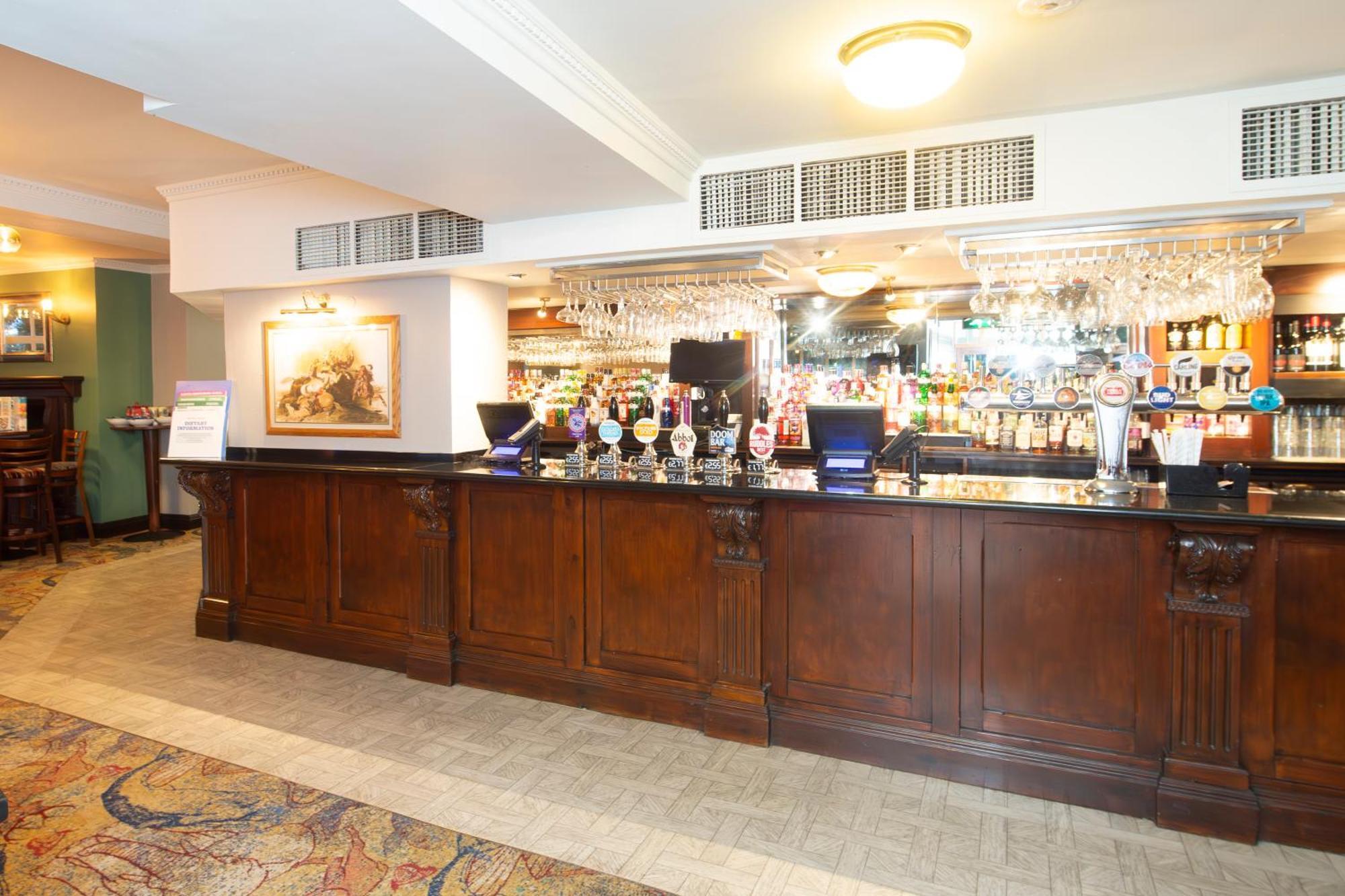 The Shrewsbury Hotel Wetherspoon Zewnętrze zdjęcie