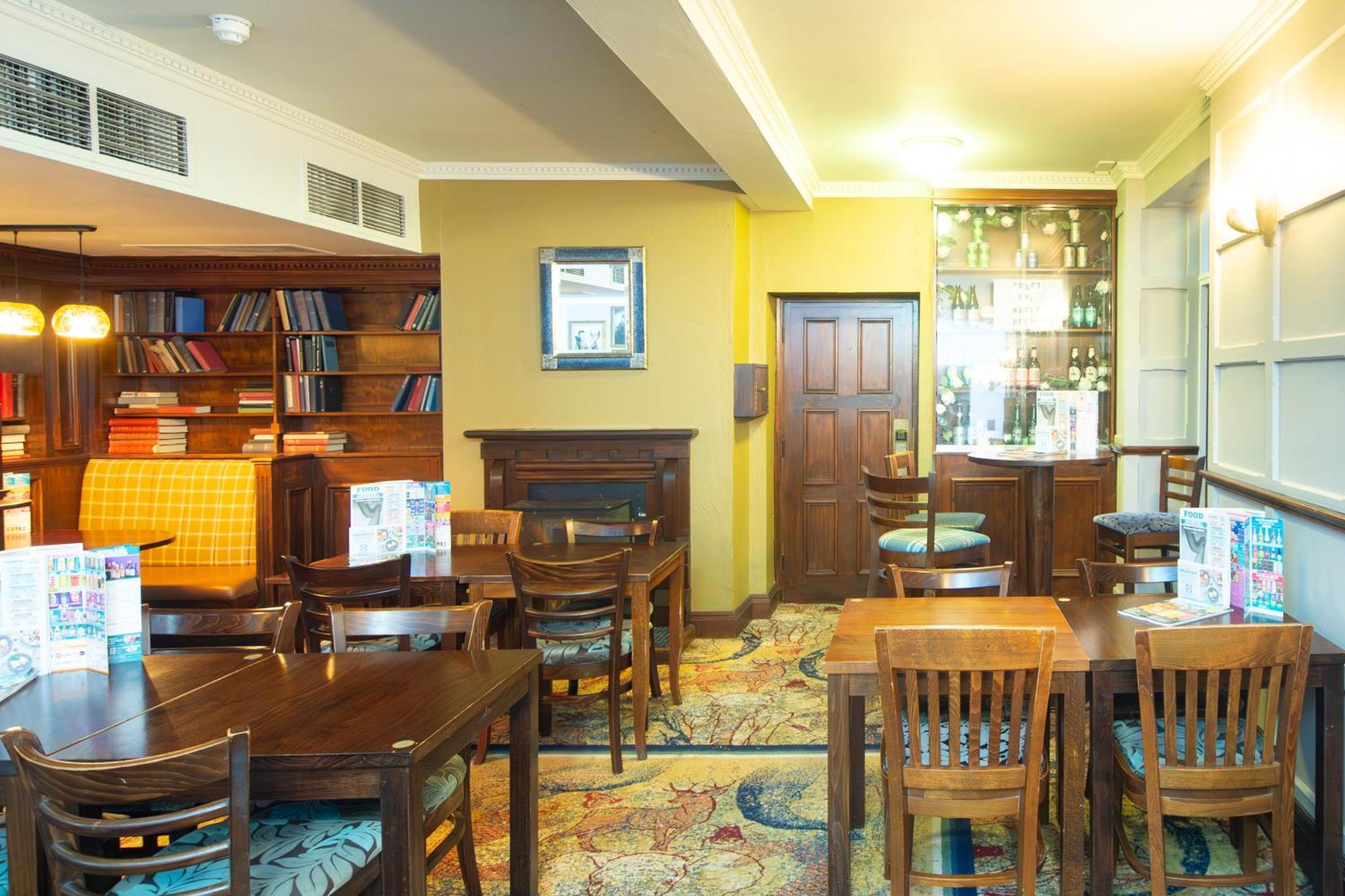 The Shrewsbury Hotel Wetherspoon Zewnętrze zdjęcie